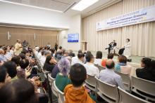 prof lily kong on stage with audience